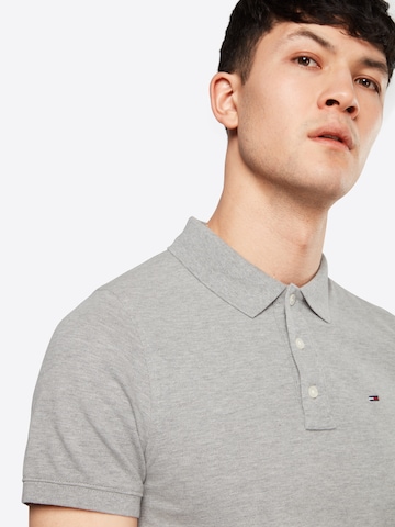 Tommy Jeans Poloshirt in Grau