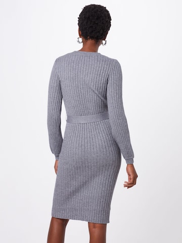 VERO MODA Úpletové šaty – šedá: zadní strana
