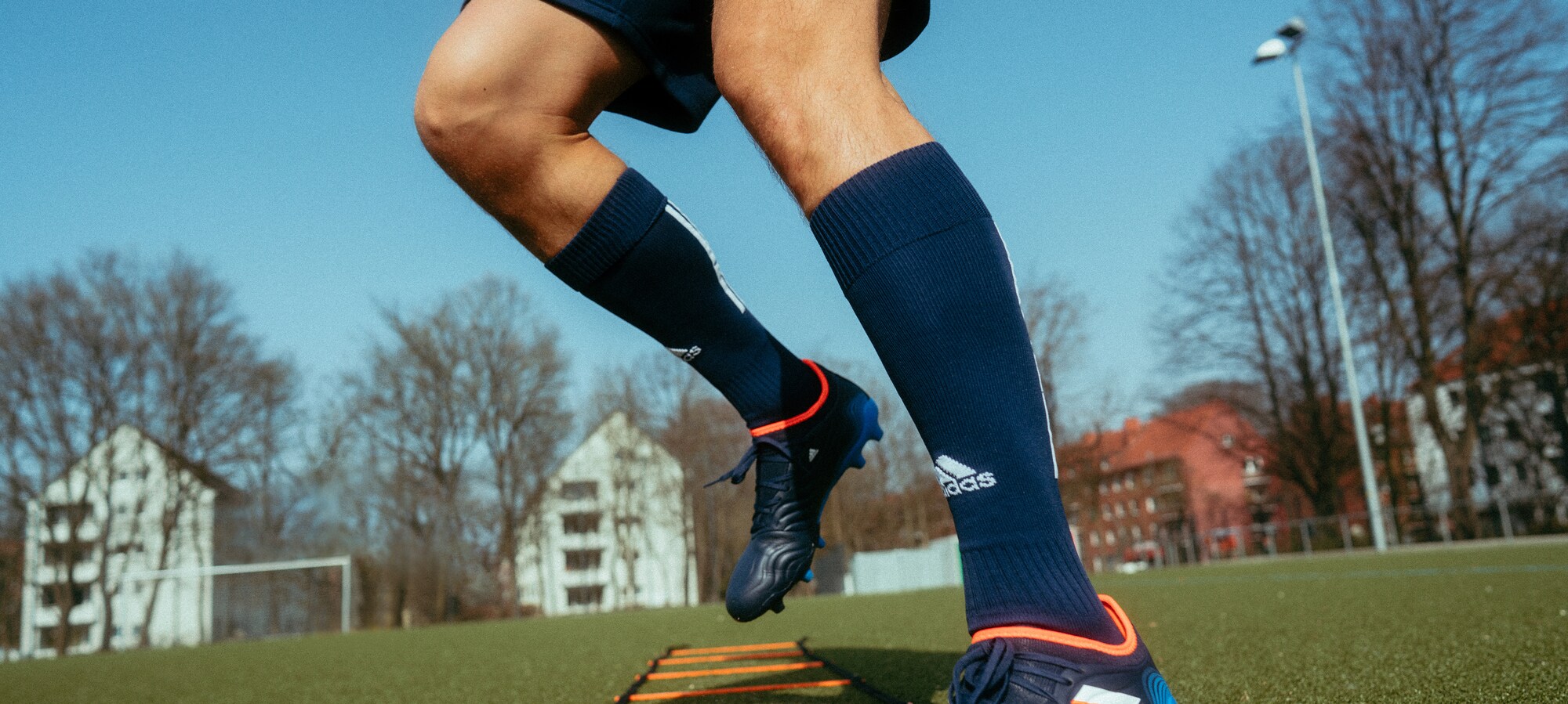 Atira e afunda O teu guia de sapatos para futebol