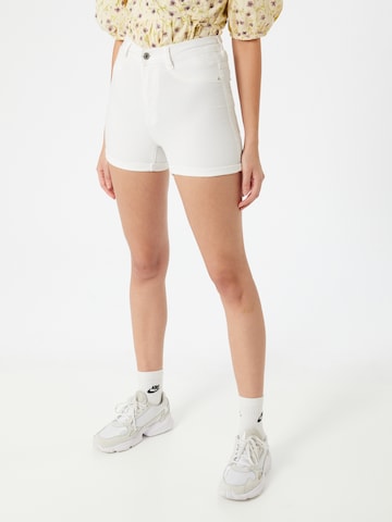 Gina Tricot Skinny Shorts 'Molly' in Weiß: predná strana