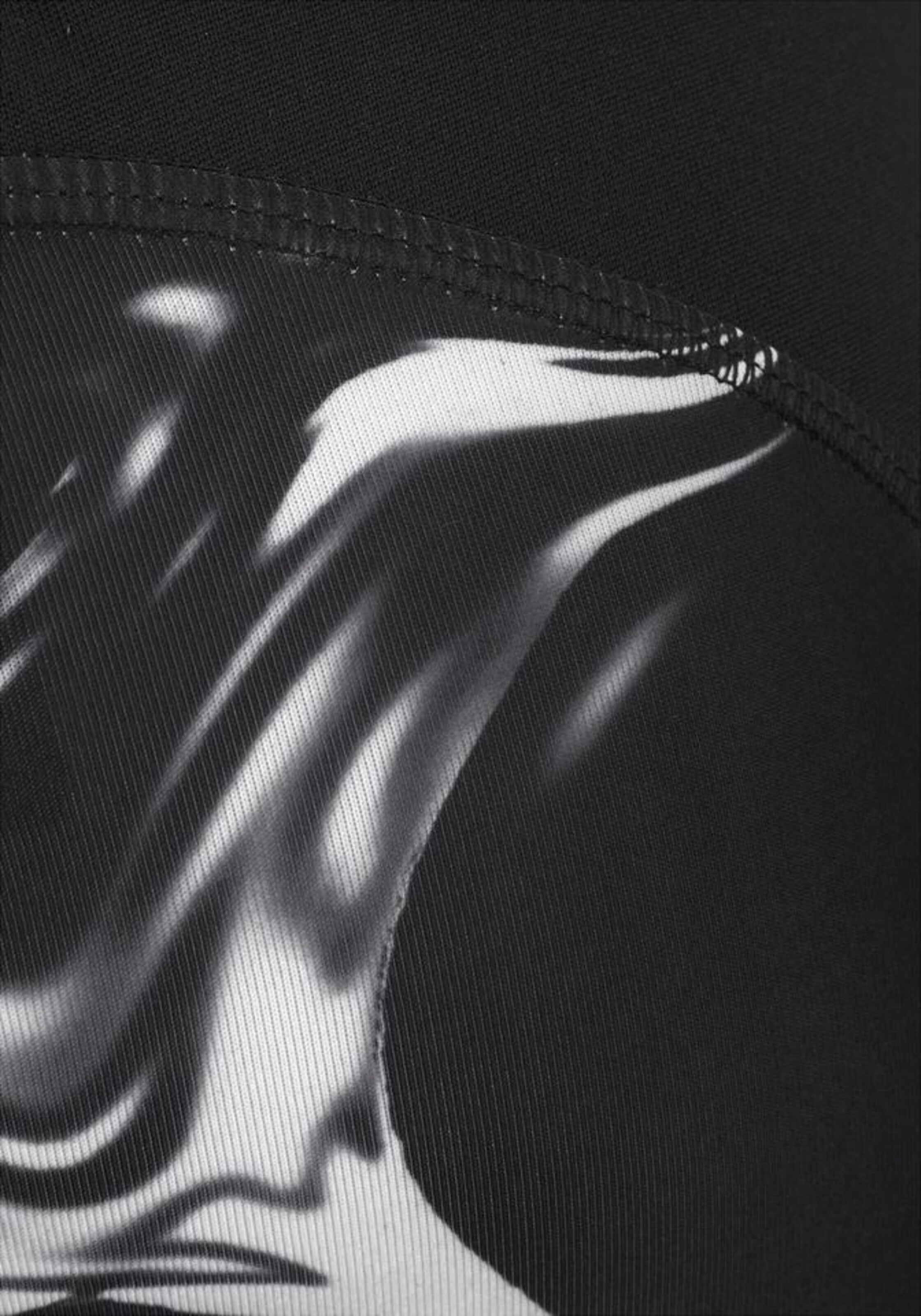 LASCANA ACTIVE Skinny Workout Pants 'Black Marble' in Black