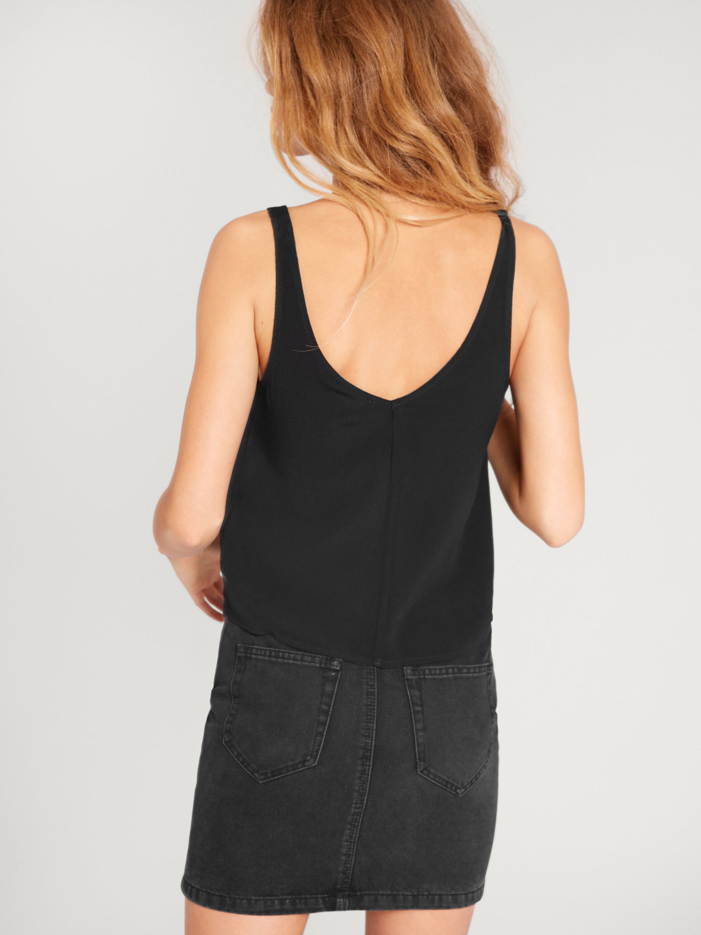 EDITED Chemisier 'Kendra' en noir: Vue de dos