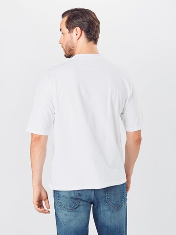Regular fit Tricou de la NU-IN pe alb