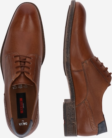 Chaussure à lacets 'Dalva' LLOYD en marron : sur le côté