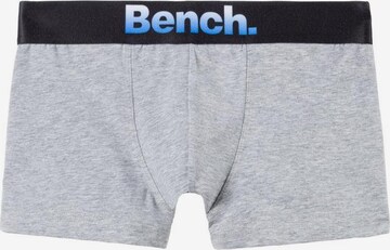 BENCH Boxer in Grau