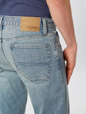 Superdry Regular Jeans '04 Daman' in Blauw