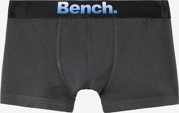 BENCH Boxer in Grau