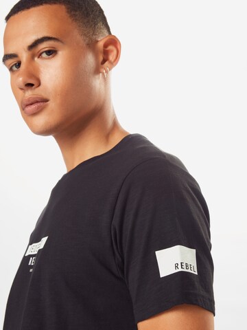 Coupe regular T-Shirt 'Guti' Redefined Rebel en noir