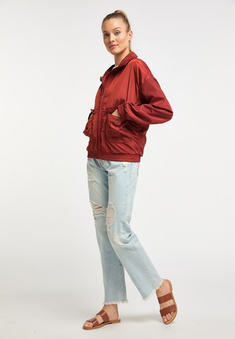 DREIMASTER Between-Season Jacket in Red