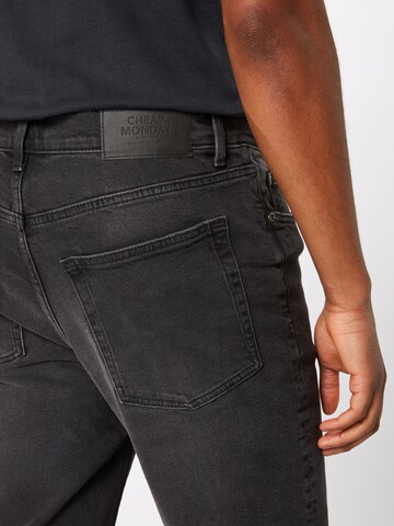 CHEAP MONDAY Slimfit Jeans 'Sonic' in Zwart