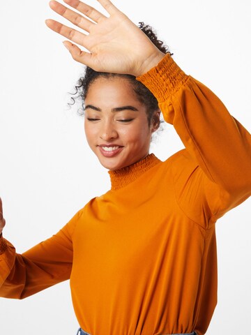 VILA Blouse 'Dania' in Orange