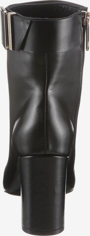 Botine de la TOMMY HILFIGER pe negru