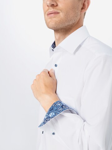 balta OLYMP Priglundantis modelis Marškiniai 'Tendenz'
