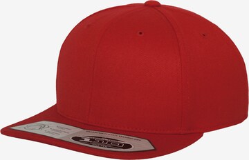 Flexfit Pet '110 Fitted' in Rood: voorkant