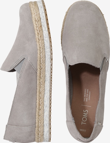 TOMS Espadrillaer 'Palma' i grå: side