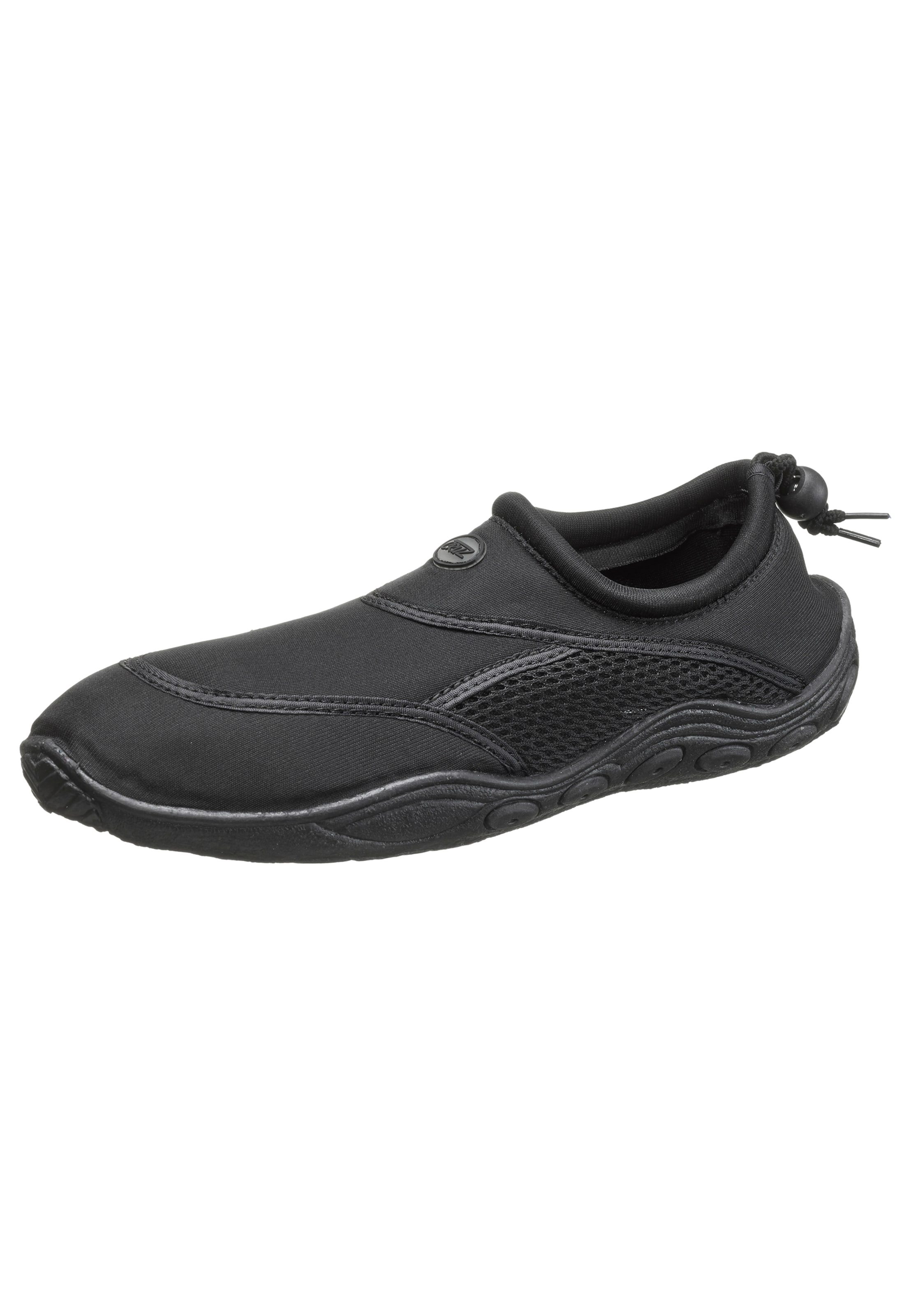 Cruz Beach & swim shoe in Black: front