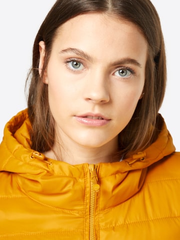 Veste mi-saison 'Tahoe' ONLY en jaune