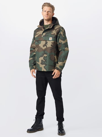 Carhartt WIP Regular Fit Välikausitakki 'Nimbus' värissä vihreä