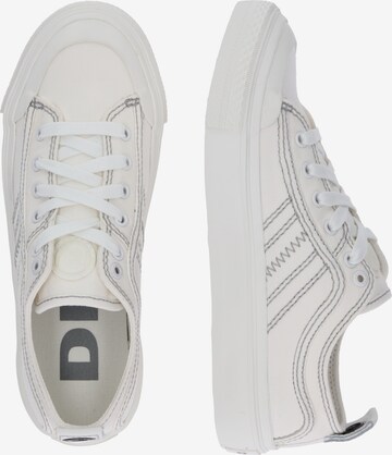 DIESEL Sneakers laag 'S-Astico' in Wit: zijkant