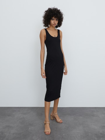 EDITED Dress 'Shenay' in Black: front