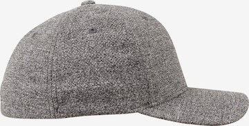 Cappello da baseball di Flexfit in grigio