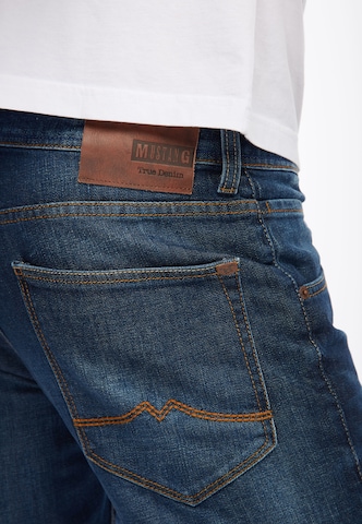 MUSTANG Regular Jeans 'Michigan' in Blauw