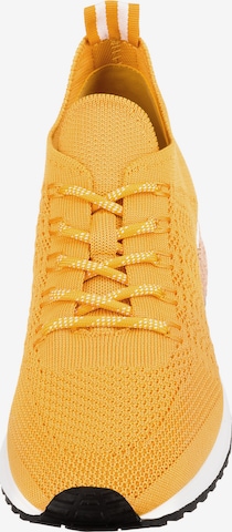 LA STRADA Sneakers in Yellow