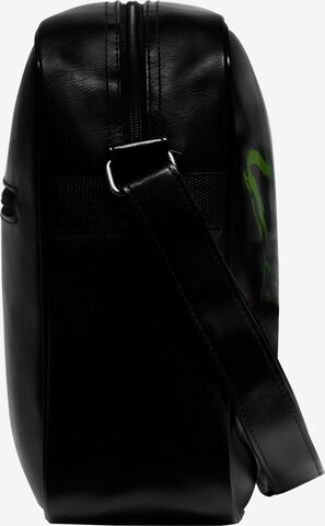 LOGOSHIRT Bag 'Yoda - Krieg der Sterne' in Black