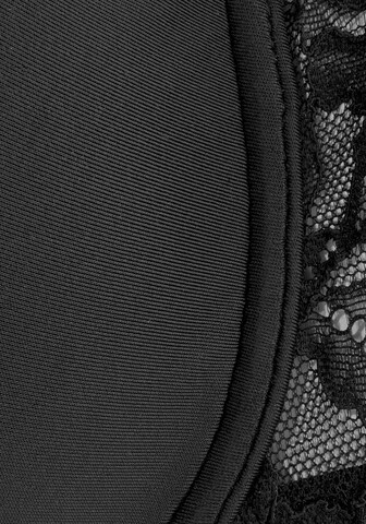 T-shirt Reggiseno di LASCANA in nero