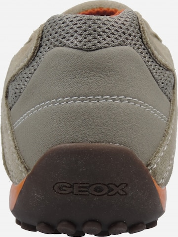 Sneaker bassa 'Uomo Snake' di GEOX in marrone