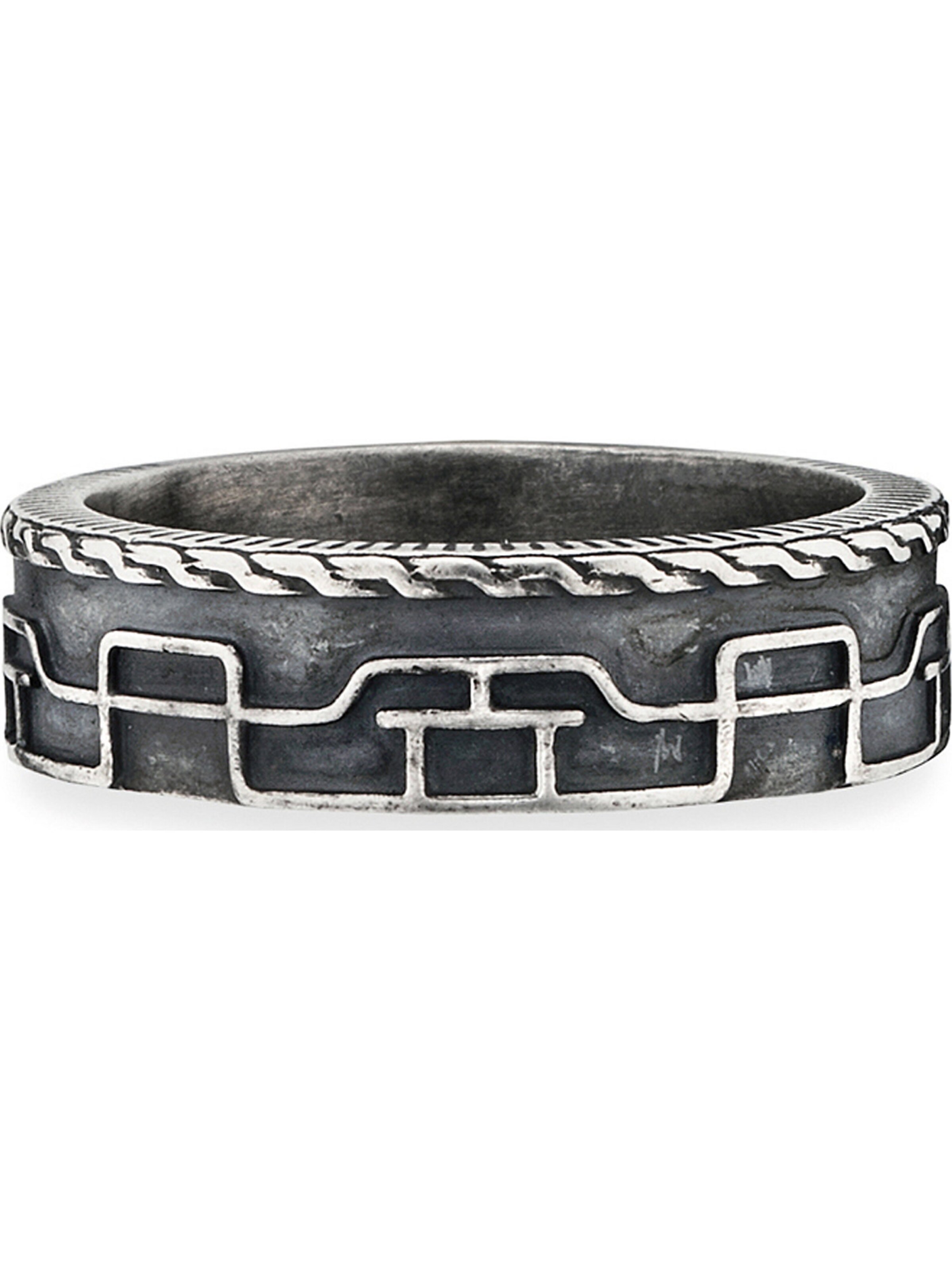 Bague caï en argent : devant