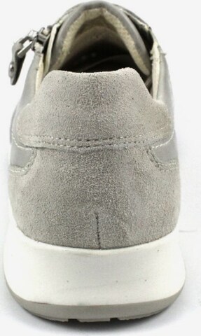 ARA Sneakers in Beige