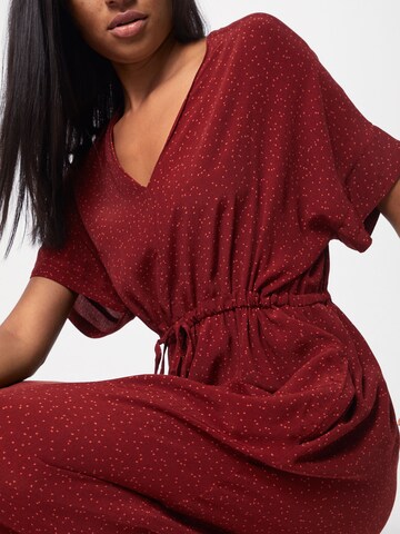 basic apparel Letnia sukienka 'Anja Long Dress' w kolorze czerwony