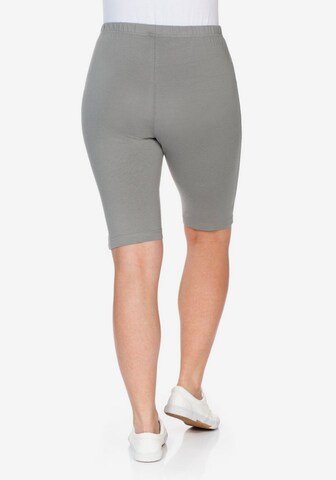 Skinny Leggings di SHEEGO in grigio