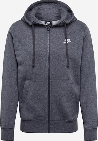 Coupe regular Veste de survêtement 'Club Fleece' Nike Sportswear en gris : devant