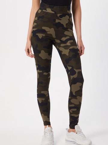 Urban Classics Skinny Leggings in Green: front