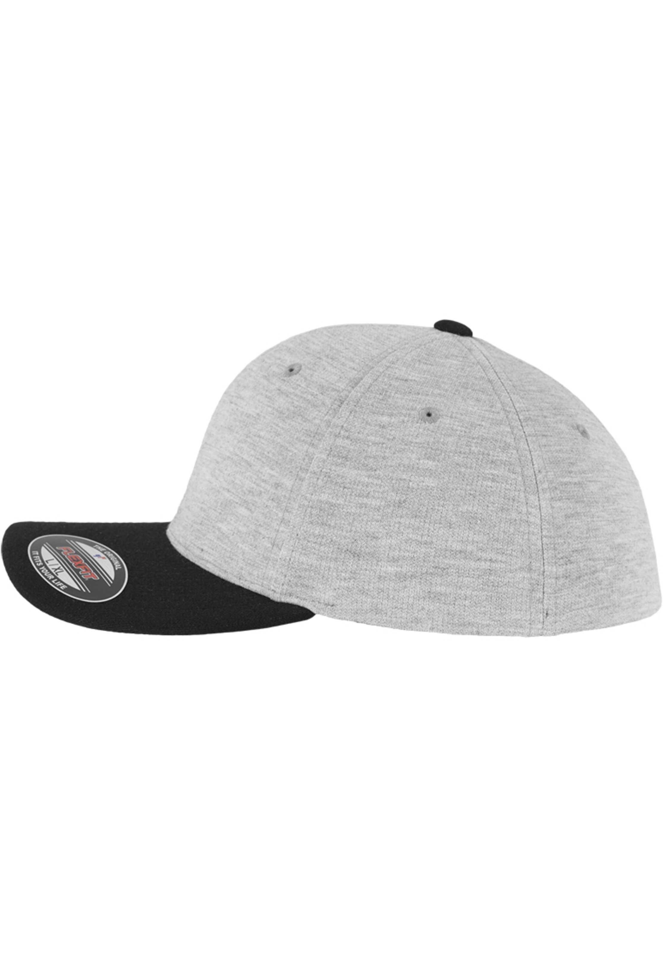 Flexfit Cap in Grey