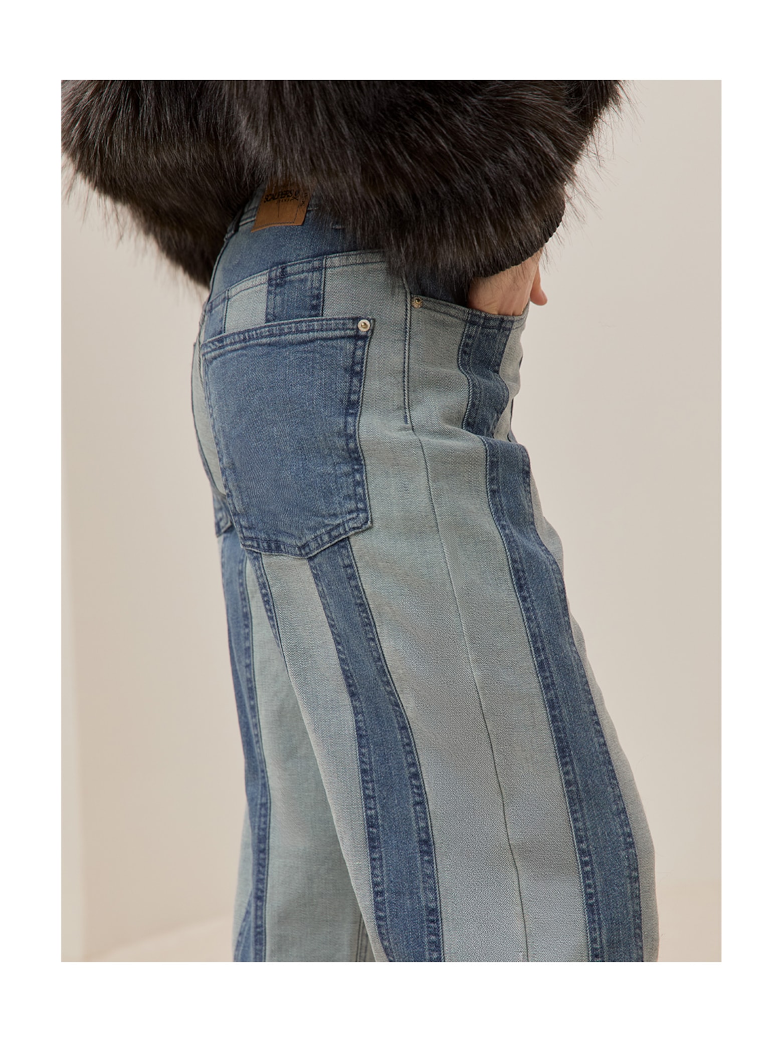 Amelia - Color Blocking Jeans Look