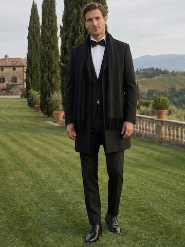 Cold Weather Elegant Groom Look
