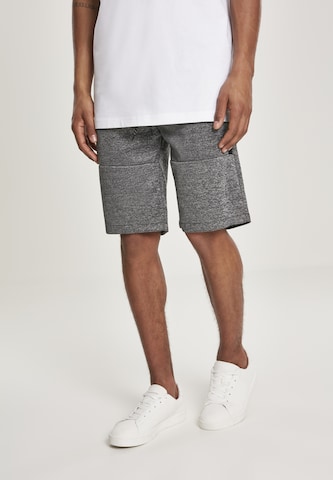 SOUTHPOLE Shorts in Schwarz: front