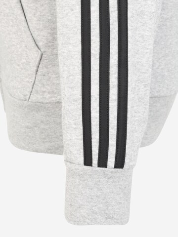 ADIDAS PERFORMANCE Regular Fit Sportsweatjacke 'Essentials' in Grau