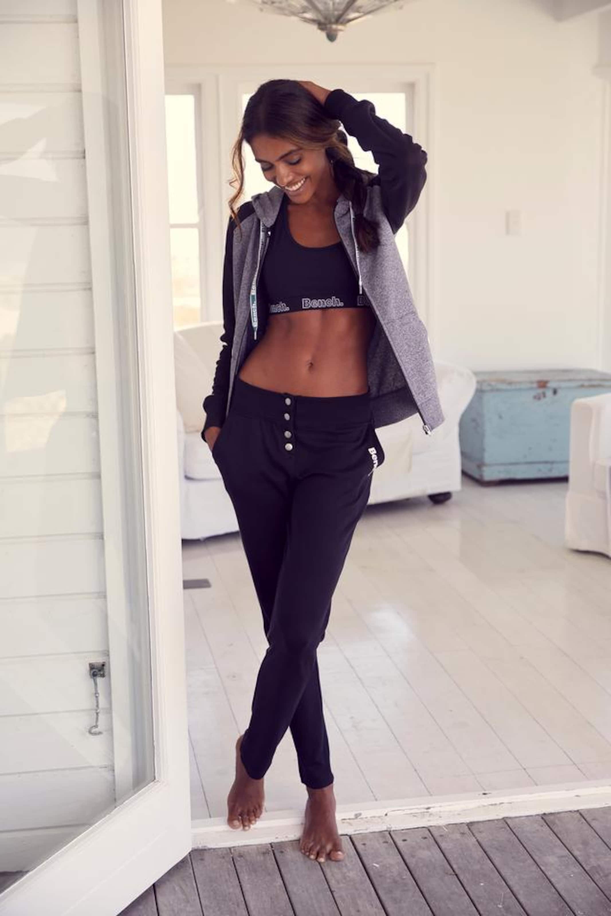 BENCH Pidžaamapüksid, värv must