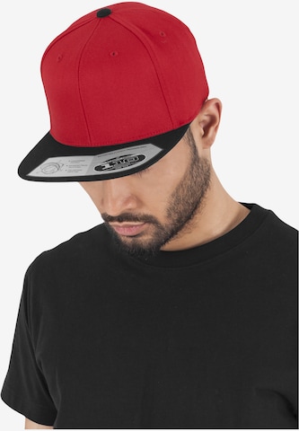 Casquette Flexfit en rouge