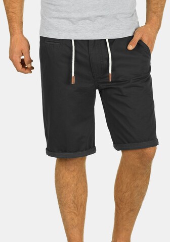 regular Pantaloni chino 'Kaito' di BLEND in nero: frontale