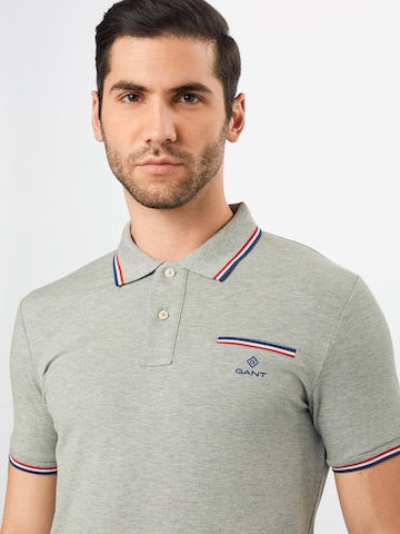 GANT Regular Fit Poloshirt in Grau