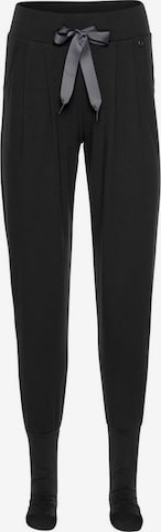 OCEAN SPORTSWEAR Tapered Workout Pants in Black: front