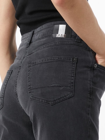 MAC Slimfit Jeans 'Melanie' in Zwart