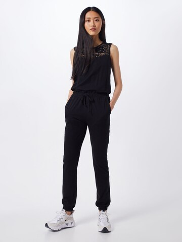 Urban Classics Jumpsuit in Zwart: voorkant