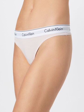 String Calvin Klein Underwear en rose : devant