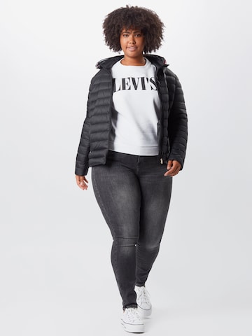 Vero Moda Curve Skinny Jeans 'LORA' in Zwart
